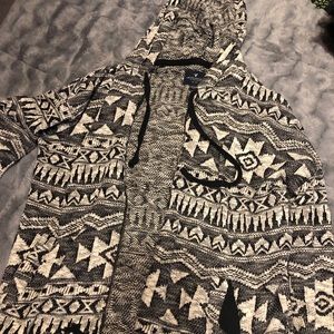 American Eagle patterned sweater